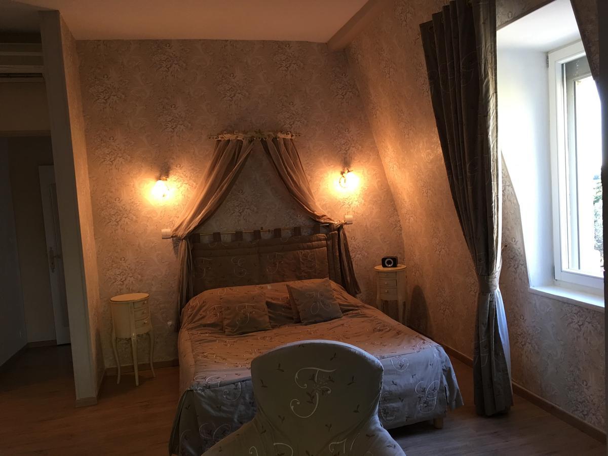Le Mogador Chateau Du Martinet Violes Exterior photo